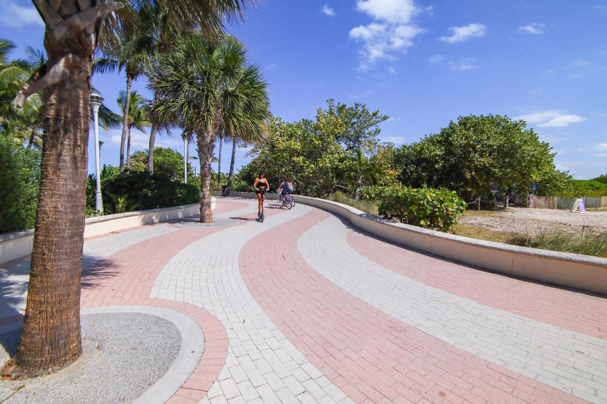 2b/2b, Free Parking, South Beach, 1 Block 2 Apartamento *